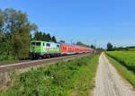 111 039 mit einem RE nach München am 28.09.2014 bei Langenisarhofen.