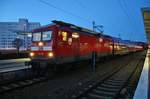 112 189 hat am Abend des 11.3.2017 mit dem RE3 (RE3353) von Schwedt(Oder) nach Berlin Hauptbahnhof (tief) den Bahnhof Berlin Lichtenberg erreicht.