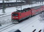 112 113 startet im Februar 2006 mit dem Re 1 von Brandenburg Hbf nach Frankfurt/oder.