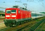 112 118 mit IR 2007  Caspar David Friedrich  (Binz–Berlin–Frankfurt) am 30.07.1999 in Hanau Hbf