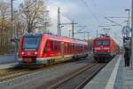 RE 3 nach Stralsund überholt in Jatznick RE 4 (Stadttore Linie) zum Stadthafen Ueckermünde. - 12.02.2016