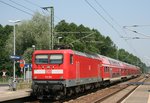 112 182 mit RE 18423 ([Stralsund–]Wnsdorf-Waldstadt–Luckau-Uckro) am 25.06.2016 in Neuhof (b Zossen)