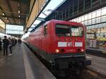 WFL 114 006-O am 20.8.21 mit einem Ersatzzug in Stuttgart Hbf 