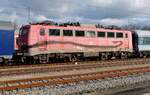 115 198-4 in nicht schönem Zustand im Bahnhof Crailsheim 26.02.2023