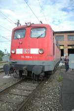 115 198 am 31.05.08 im Wagenwerk Mnchen-Pasing (TdoT)