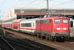 Die 115 154-7 zieht Pbz1971 aus Dortmund nach Frankfurt ber Kln Deutzerfeld ein in Dsseldorf HBF am 28.04.2010 Gru an den Tf!