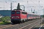 115 383-2 IC-Ersatzzug bei der Durchfahrt Bf Hrth-Kallscheuren - 06.09.2010