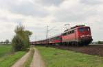 Am 1.Mai 2013 war 115 278 mit NF2702 Freiburg(Brg) Hbf - Hamburg-Altona bei Burgstemmen (KBS 350) auf dem Weg Richtung Norden.