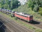 139 127-6 wird in wenigen Augenblicken bei Gundelfingen am spten Vormittag des 22.09.07 mit ihrem Ganzzug voller fabrikneuer Fiat Bravo von der Gterbahn auf die Stammstrecke nach Norden wechseln.