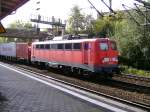 139 309-9 wartet am 06.10.2009 im Bahnhof Hamburg-Harburg auf die Weiterfahrt. Sie muß einen Metronom nach Cuxhaven und einen entgegenkommenden Güterzug passieren lassen.
