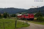 139 313 zog eine 143 856 und ein Doppelstockwagen als Lr 72170 nach Freiburg(Breisg) bei Kirchzarten am 24.06.2012.