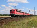 139 309-9 mit den Wagenloks 139 222-4 und 140 544-8 und einem gemischten Güterzug in Fahrtrichtung Wunstorf.