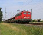 140 327-8 mit leeren Autotransportwagen in Fahrtrichtung Seelze.