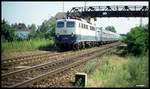 DB 140170 verlässt hier am 6.7.1991 um 16.21 Uhr Sankt Ilgen - Sandhausen mit einem Sonderzug nach Rüdesheim.
