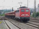 140 843-4 zieht einen Schotterzug am 11.08.2011 durch Kaiserslautern Hbf