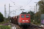 140 858 mit einem Gterzug am 17.09.2011 bei Vechelde.