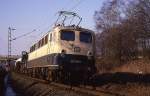 140618 mit Güterzug Rtg. Osnabrück am 20.3.1987 um 09.12 Uhr in der Kurve in Osnabrück Hörne.