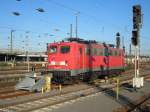 140 808-7 abgestellt am 02.12.2013 in Karlsruhe Hbf.