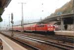 141 254 steht am 18.10.03 in Koblenz.Ihr Zug,bestehend aus Dosto- und einem n-Wagen,wird nach Trier fahren.