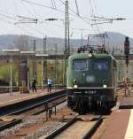 Ebenfalls ein gern gesehener Gast zu den 4. Bebraer Dampftagen am 28.04.2012 war die 141 228-7, die zu Fhrerstands-Mitfahrten zur Verfgung stand. Hier kommt sie gerade von einer Tour zurck in den Bahnhof.