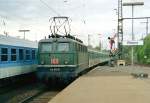 141 072 mit RE 3277 (Mnster [Westf] Hbf–Emden Hbf) am 04.05.1996 in Rheine