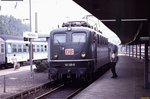 141 120 mit E 3747 nach Dortmund im Bf. Altenbeken - 05.07.1994