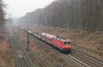 143 308 mit einem Güterzug auf der Hamm-Osterfelder-Bahn im Bereich Gelsenkirchen.