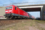 143 858-9 Regionalbahn nach Leinefelde, an der westlichen Ausfahrt Bahnhof Nordhausen 17.03.2015