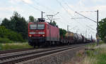 143 327 führte am 20.06.17 einen gemischten Güterzug durch Greppin Richtung Dessau.
