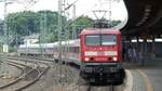 Eine S2 Altdorf - Roth erreicht den S-Bahn Halt Nürnberg-Dutzendteich. Aufgenommen am 29.7.2018 15:30