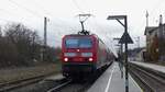 Letzter Einsatztag der DB Regio auf der RB75 Wiesbaden - Aschaffenburg: 143 238 steht mit einer 2-Wagen Garnitur als RB75 nach Aschaffenburg in Messel.