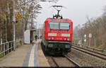 Die Rückkehr der 143er:  143 168-3 beim Halt im Hp Halle Zoo.