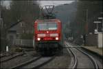 143 167 beschleunigt mit der RB91 (RB 39159)  RUHR-SIEG-BAHN  nach Siegen aus dem Haltepunkt Littfeld Richtung Kreuztal.