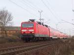 Die RB 14 beschleunigt gerade, nachdem sie den Bahnhof Lbbenau/Spreewald am 20.11.2007 passiert hat.