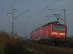 143 661 schiebt am Morgen des 08.11.2008 ihre Regionalbahn in Richtung Koblenz Aufnahme bei Gau Algesheim