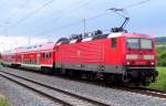 DB 143 066-9 mit der RB 26192 von Halle (S) Hbf nach Nordhausen, in Wallhausen (Helme); 10.06.2011