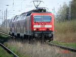 BR 143 107-1 RE9 aus Sassnitz kurz vor Bentwisch zur weiterfahrt nach Rostock hbf.