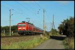 143 043-8 zieht am 30.9.2012 den RE 4668 bei Heringen (Helme) Richtung Kassel.