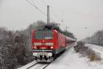 143 030-5 mit der S6 (Essen Hbf - Kln-Nippes) bei der Einfahrt in Dsseldorf-Garath am 16.01.2013