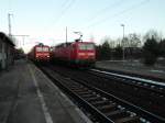 143 254-1 und 143 947-0 stehen mit ihren RE`s im Bahnhof Neupetershain und warten am 05.02. 2013 auf ihre Abfahrten in Richtung Cottbus und Senftenberg!