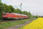 143 925 mit einer RB und 143 216 am 9.5.13 in Menden.