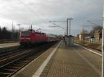  143 367-1 wartet am 13.01.2014 in Niederwiesa auf die Weiterfahrt in Richtung Dresden!