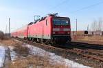 143 359-8 fährt am 01.02.2014 mit dem RE3 (RE 4769) von Hof Hbf nach Dresden Hbf. Hier bei der Einfahrt in Zwickau (Sachs) Hbf.