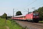 Nachschuss auf die Freiburger 143 145-1 am 01.08.2014, als sie bei der Ausfahrt mit einer RB (Schliengen - Offenburg) von Kollmarsreute gen Emmendingen fuhr.