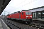 143 018 wird von 111 087 aus dem Hannover HBF am 31.07.2011 gezogen.