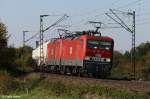 MEG 603 ( 143 851-4 ) + 606 ( 143 864-7 ) vor Silozug Richtung Regensburg, KBS 880 Nrnberg - Passau, fotografiert in Postbauer-Heng am 08.10.2010