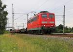 151 012-2 mit gemischtem Güterzug in Fahrtrichtung Seelze. Aufgenommen am 29.07.2015 in Dedensen-Gümmer.