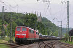 151 055 und 151 125 durchfuhren am 17.06.2017 den Remagener Bahnhof in Richtung Andernach. Passenderweise zogen sie den sogenannten 
Andernacher.