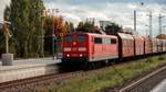 Ein seltener Gast in Lampertheim: 151 153 fährt mit einem Güterzug am 12.