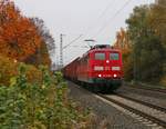 151 076-7 mit Containerzug in Fahrtrichtung Süden. Aufgenommen in Wehretal-Reichensachsen am 28.10.2015.